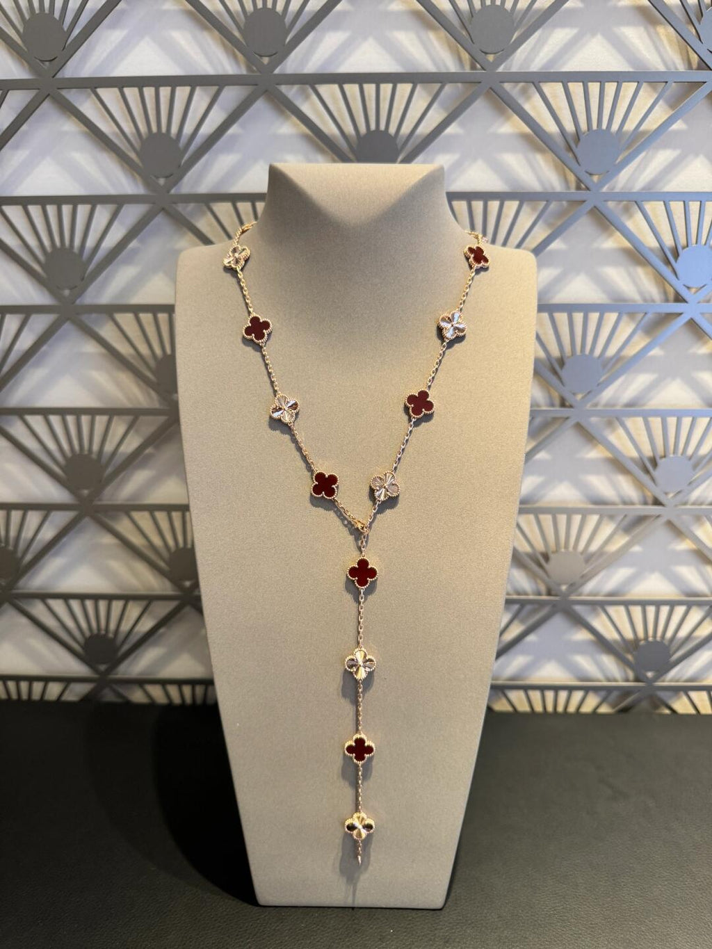 [Solara Jewelry ]CLOVER 20 MOTIFS LASER CARNELIAN NECKLACE