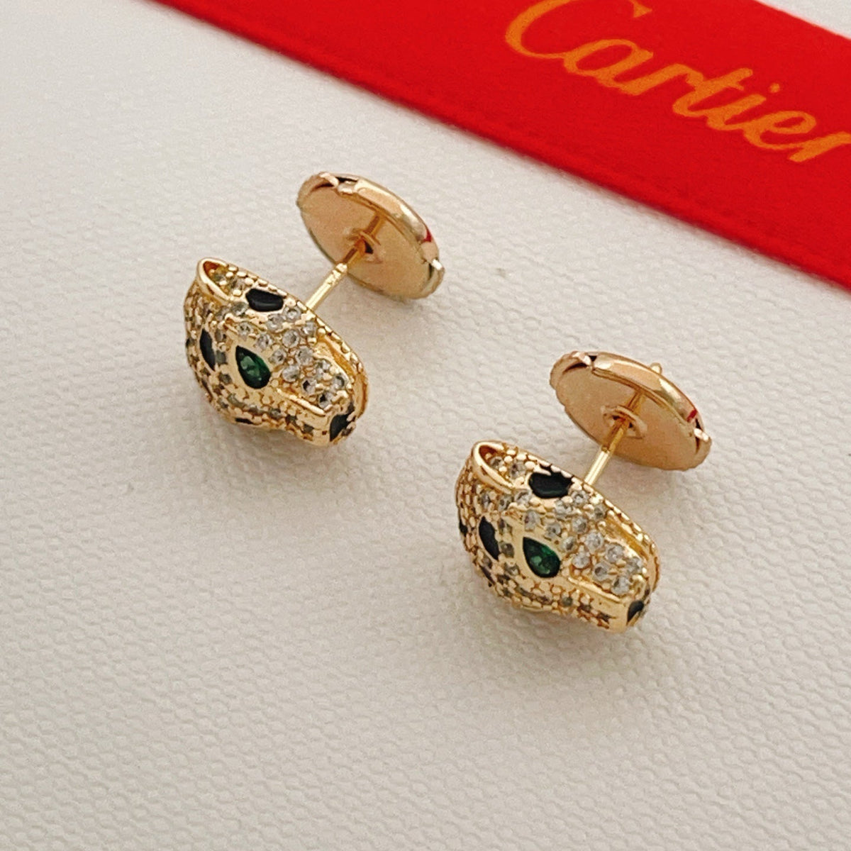 [Solara jewelry] Love Screw Stud Earrings