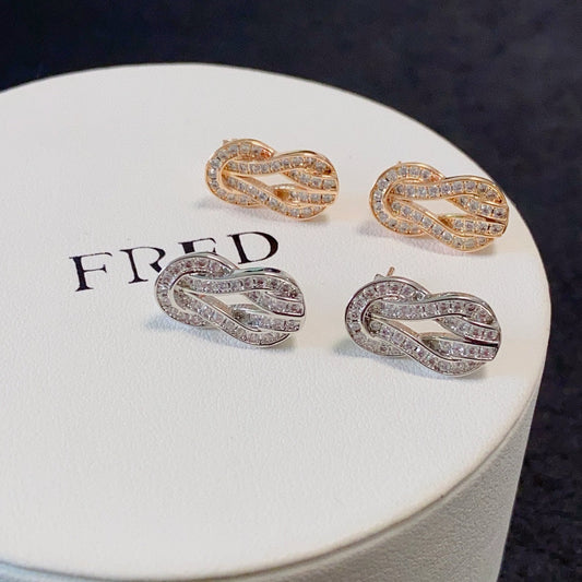 [Solara Jewelry ]フォース ユニセックス フルパヴェ ホースビット & インフィニティ スタッドピアス