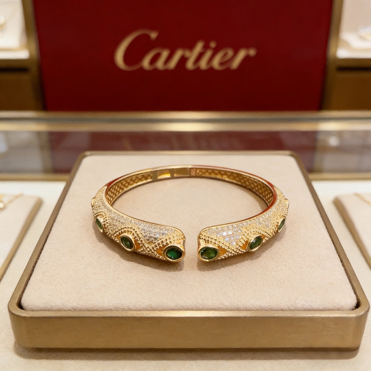 [Solara Jewelry] DOUBLE PANTHER HEAD EMERALD BANGLE BRACELET