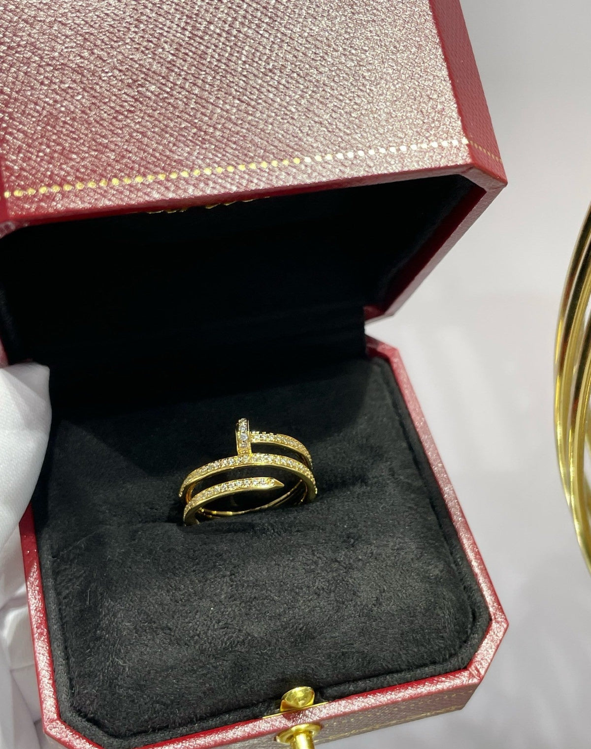 [Solara Jewelry ]LOVE Dreireihiger Full Pave Nagelring