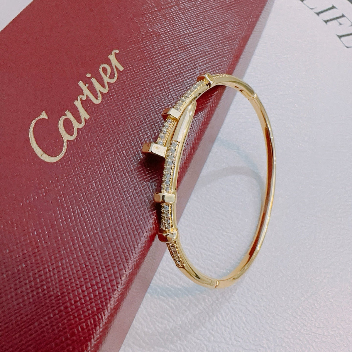 [Solara Jewelry] CT Tone Kristallakzent-Stabarmreif