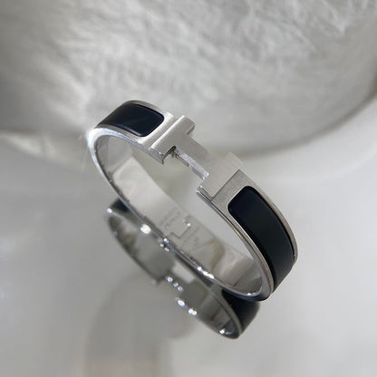 [Solara Jewelry ]CLIC CHAINE SILVER BRACELET - Black wristband