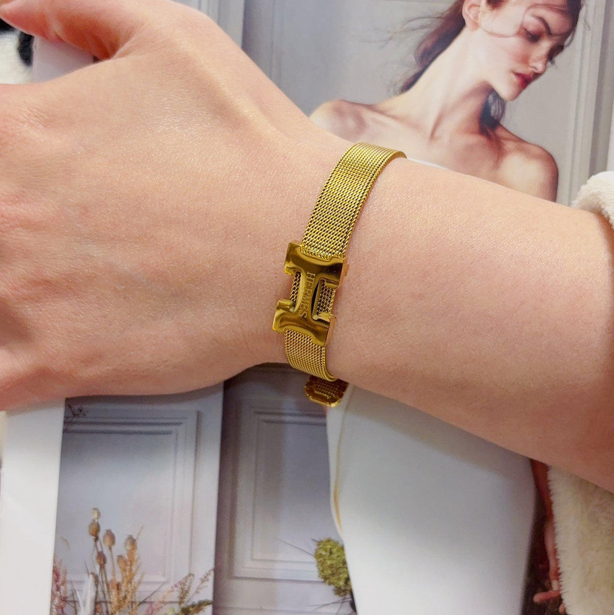 [Solara Jewelry ]H Gold-Tone Watch Band Bracelet Chain