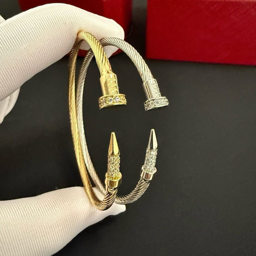 [Solara Jewelry] CT Edgy Nagelarmreif | Mit Diamanten besetztes Design