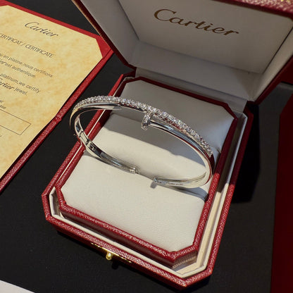 [Solara Jewelry ]CT カスタムネイルカフ | ダイヤモンドの輝きでスタイルを格上げ