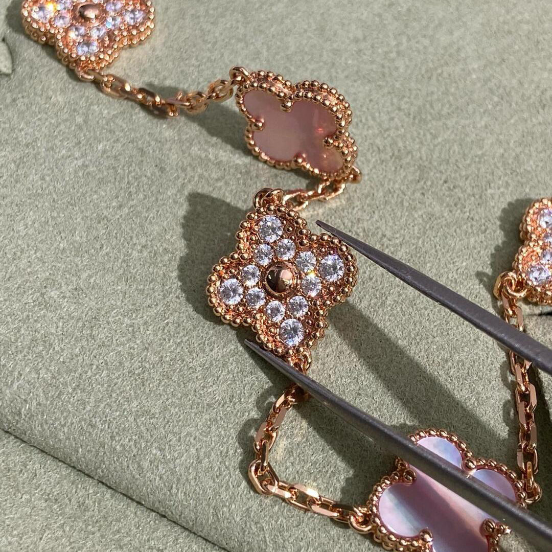 [Solara Jewelry ]CLOVER 10 MOTIFS DIAMOND PINK MOP NECKLACE