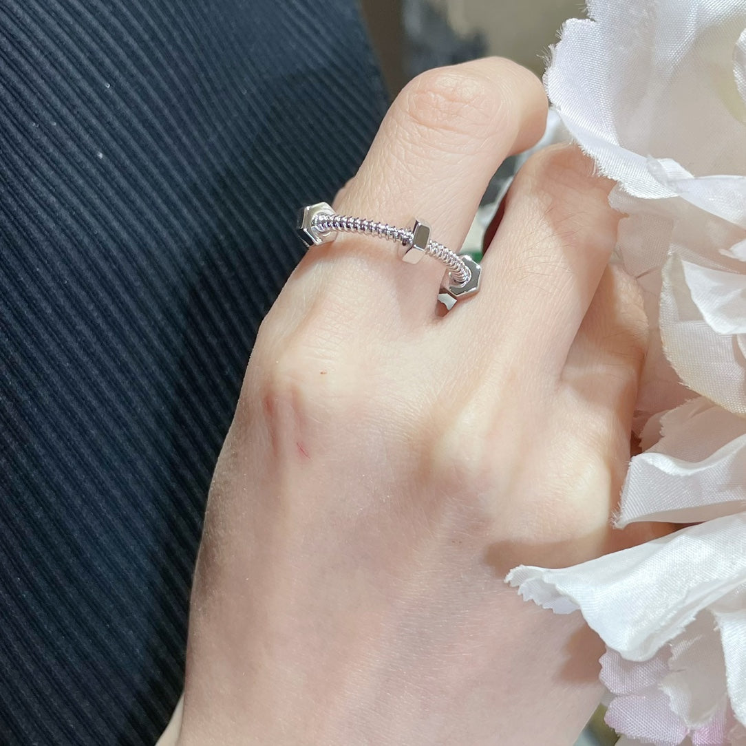 [Solara jewelry]New Screw Motif Open Ring image 6