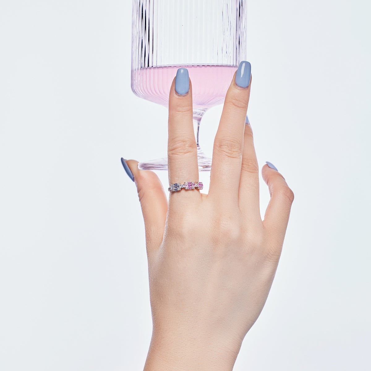 [Solara Jewelry ]ユニークでカラフルなエメラルドカットのパーティリング