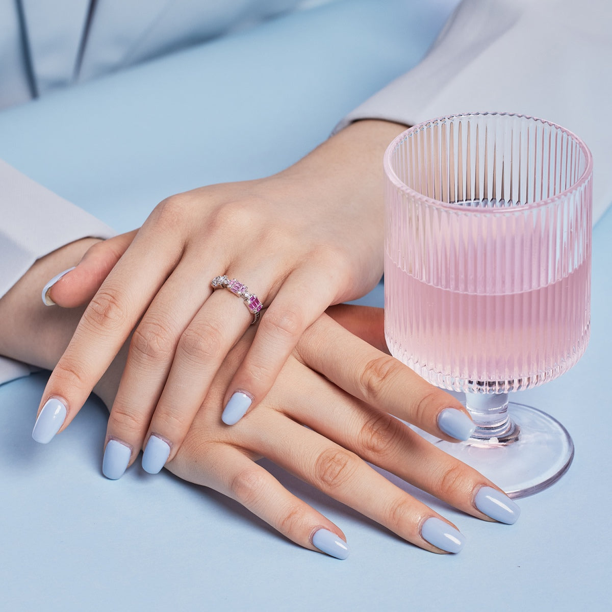 [Solara Jewelry ]ユニークでカラフルなエメラルドカットのパーティリング