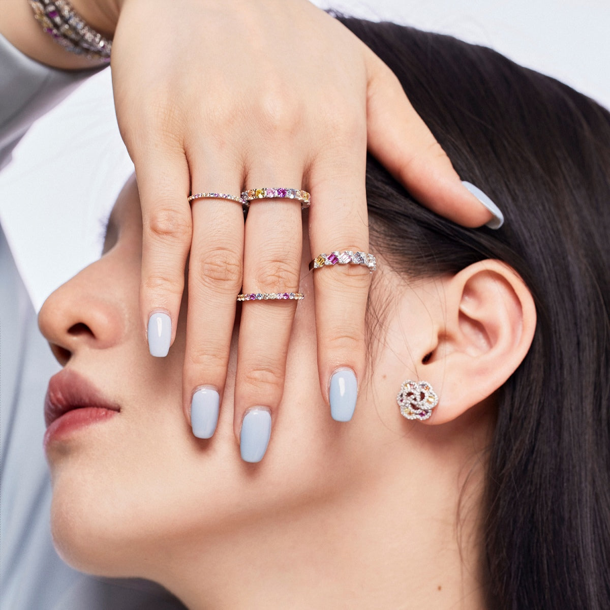 [Solara Jewelry ]繊細で鮮やかなエメラルドカット デイリーリング