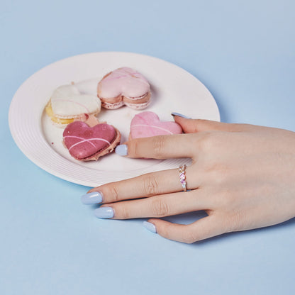 [Solara Jewelry ]繊細で鮮やかなエメラルドカット デイリーリング