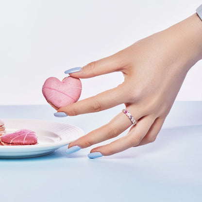 [Solara Jewelry ]繊細で鮮やかなエメラルドカット デイリーリング