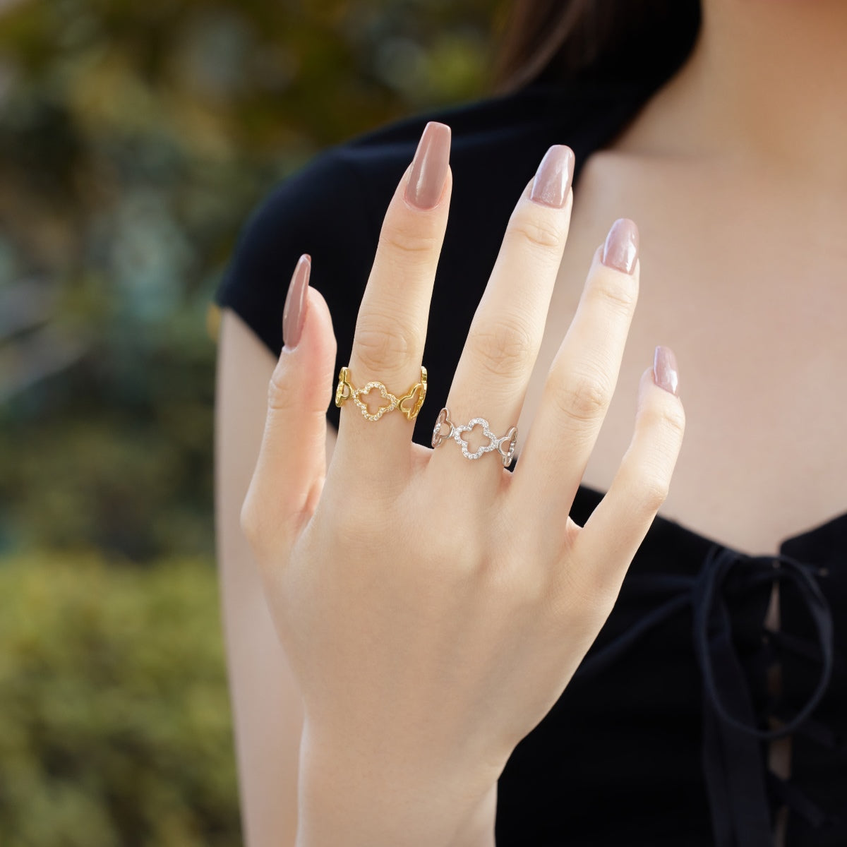 [Solara Jewelry ]Hollow Design Four-Leaf Clover Flower Shape Ring