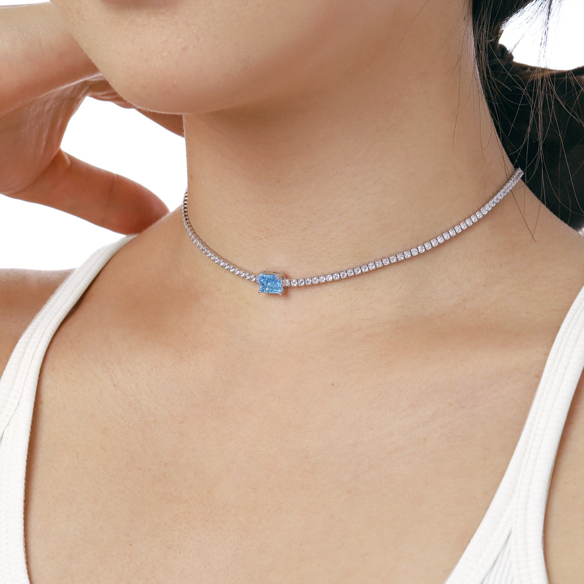 [Solara Jewelry ]2.0 Karat aufwendige Halskette mit Smaragdschliff