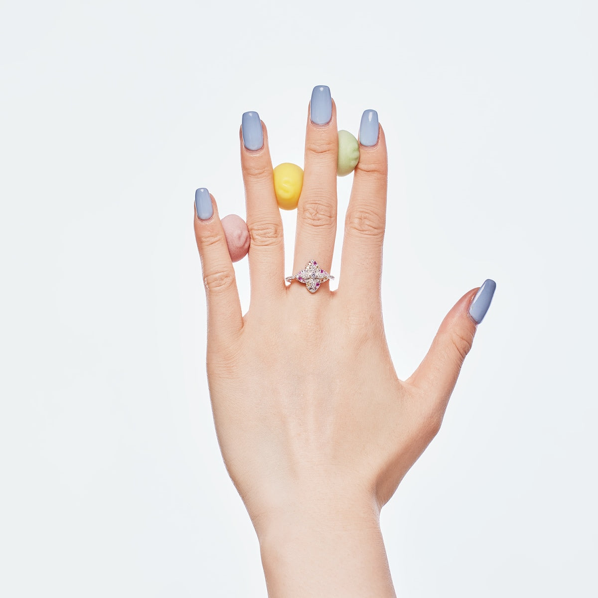 [Solara Jewelry ]豪華でカラフルな花モチーフのバンケットリング