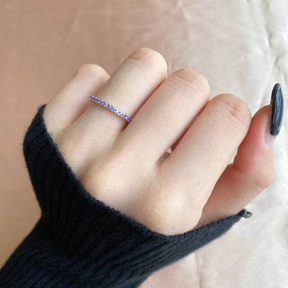 [Solara Jewelry ]繊細な輝きを放つラウンドカットのデイリーリング