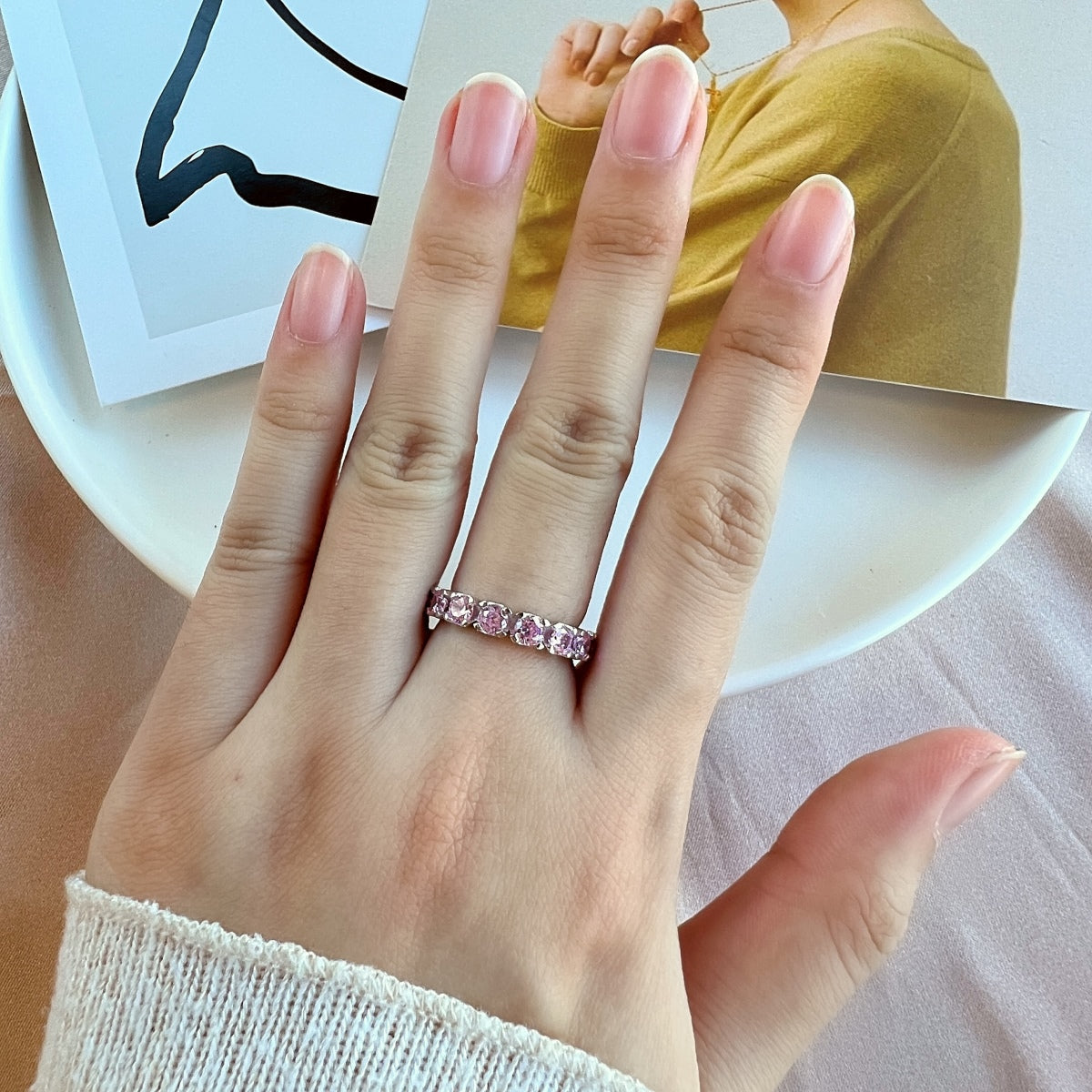 [Solara Jewelry ]Eternity Tennisring mit rundem Schliff