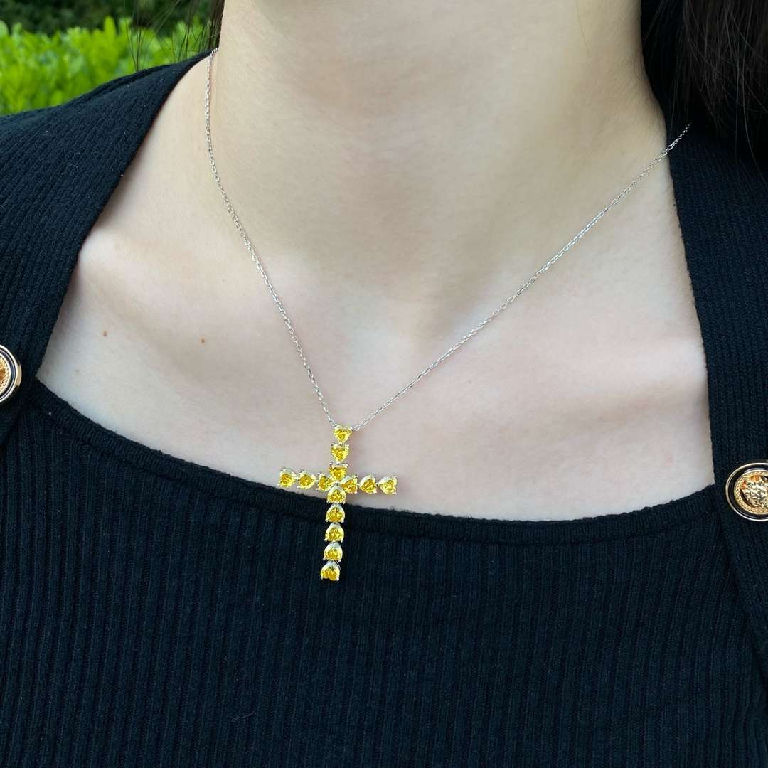 [Solara Jewelry ]ラディアントクロスネックレス