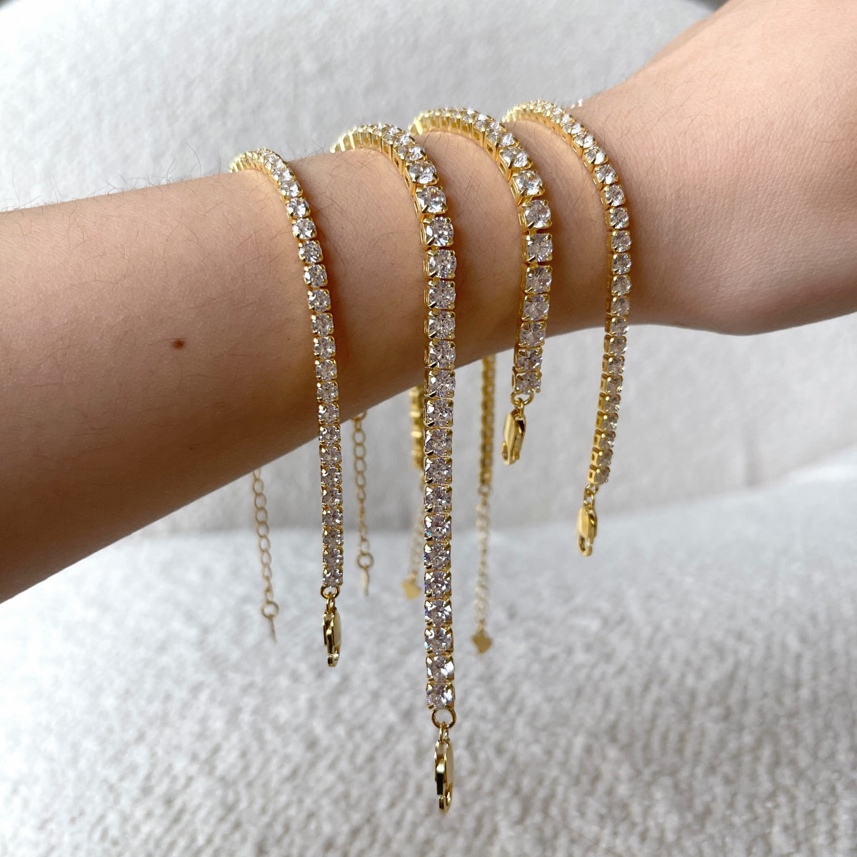 [Solara Jewelry ]Funkelndes strahlendes Tennisarmband mit Prinzessschliff