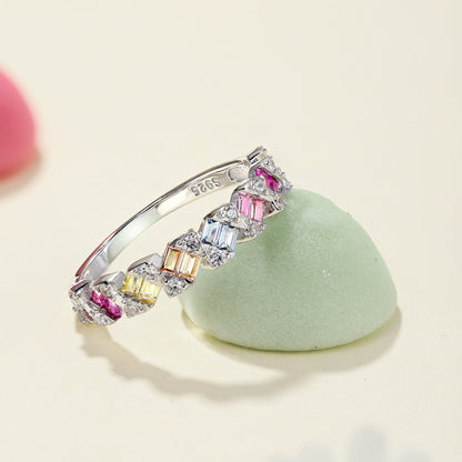 [Solara Jewelry ]繊細で鮮やかなエメラルドカット デイリーリング