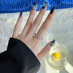 [Solara Jewelry ]Zierlicher Tennisring mit länglichem Kissenschliff