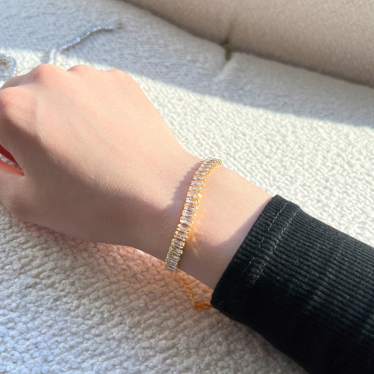 [Solara Jewelry ]Exquisites Armband mit Smaragdschliff für jeden Tag