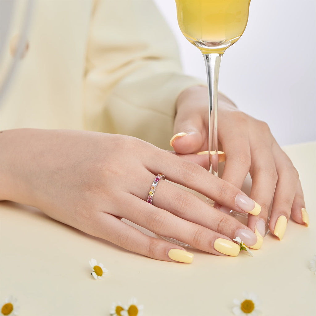 [Solara Jewelry ]Strahlender, glänzender Tennisring mit Rundschliff