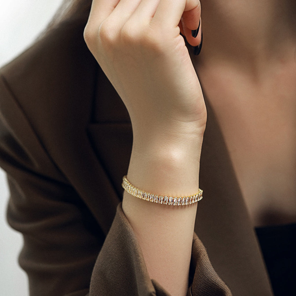 [Solara Jewelry ]Exquisites Armband mit Smaragdschliff für jeden Tag