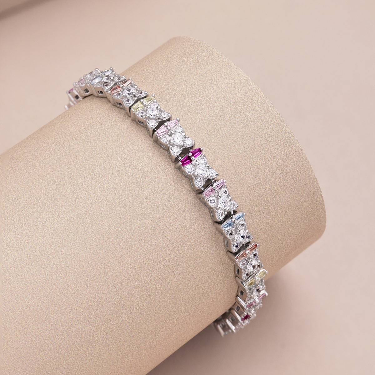 [Solara Jewelry ]ユニークなカラフルフラワーシェイプデイリーブレスレット