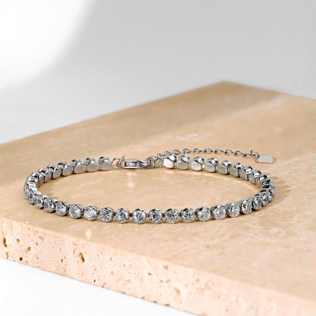 [Solara Jewelry] Verschnörkeltes, funkelndes rundgeschliffenes Alltagsarmband