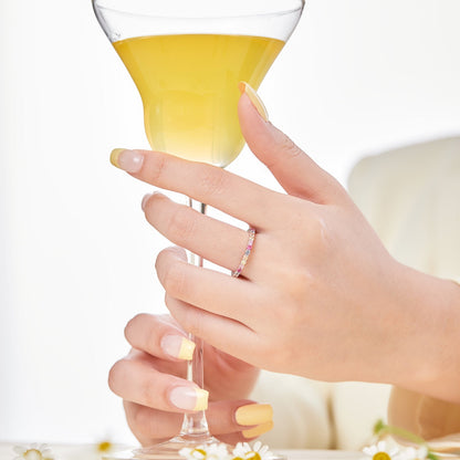 [Solara Jewelry ]Eleganter Ring mit brillantem Rundschliff für jeden Tag
