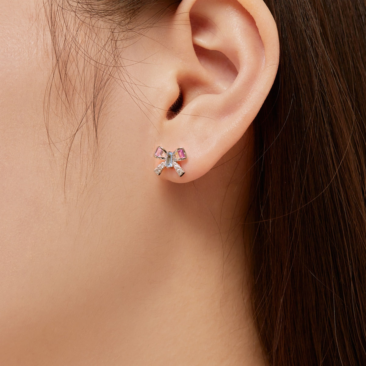 [Solara Jewelry ]オーナメントバタフライ形デイリーピアス
