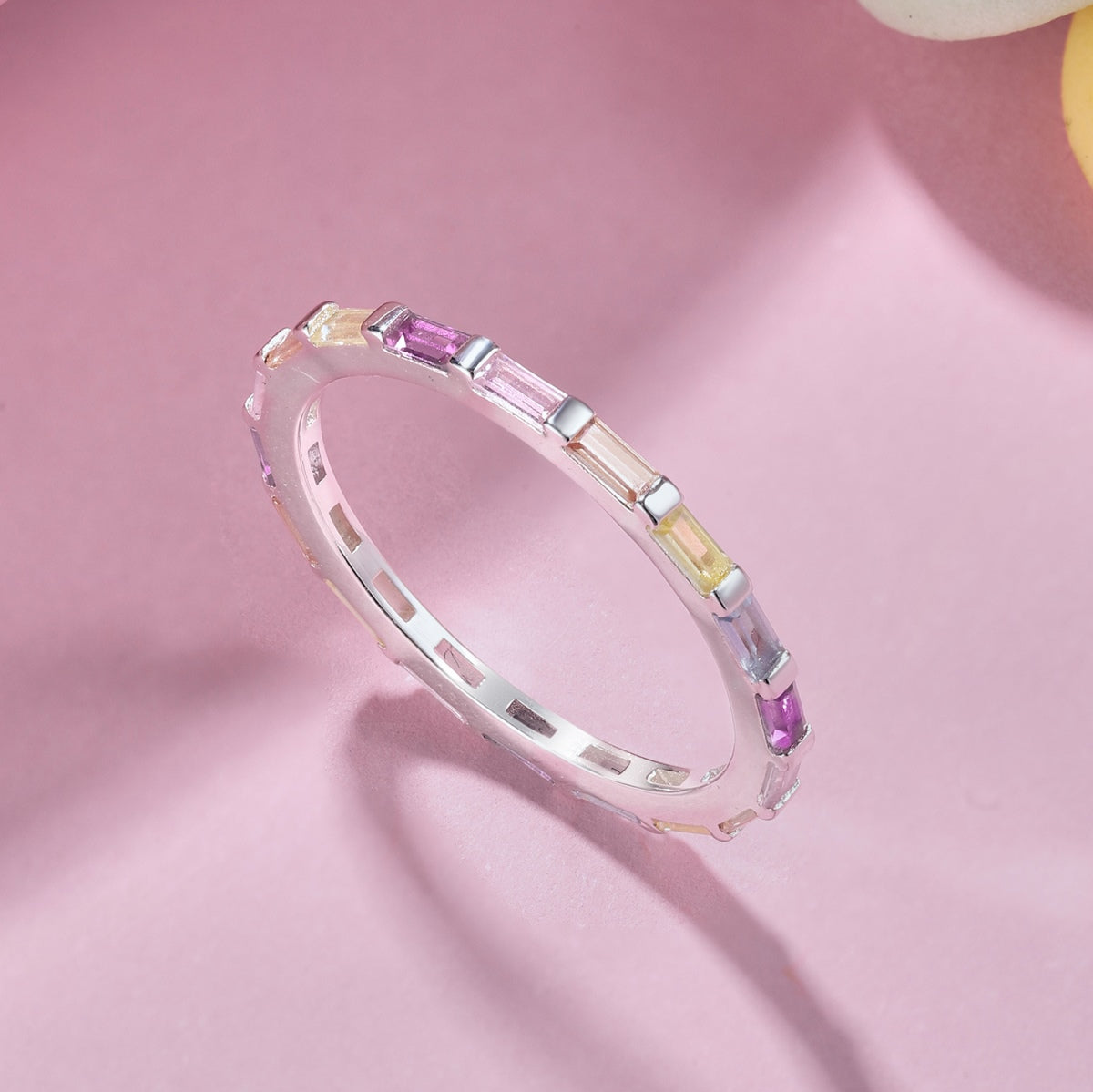 [Solara Jewelry ]Exquisiter, mehrfarbiger Ring im Smaragdschliff für den Alltag