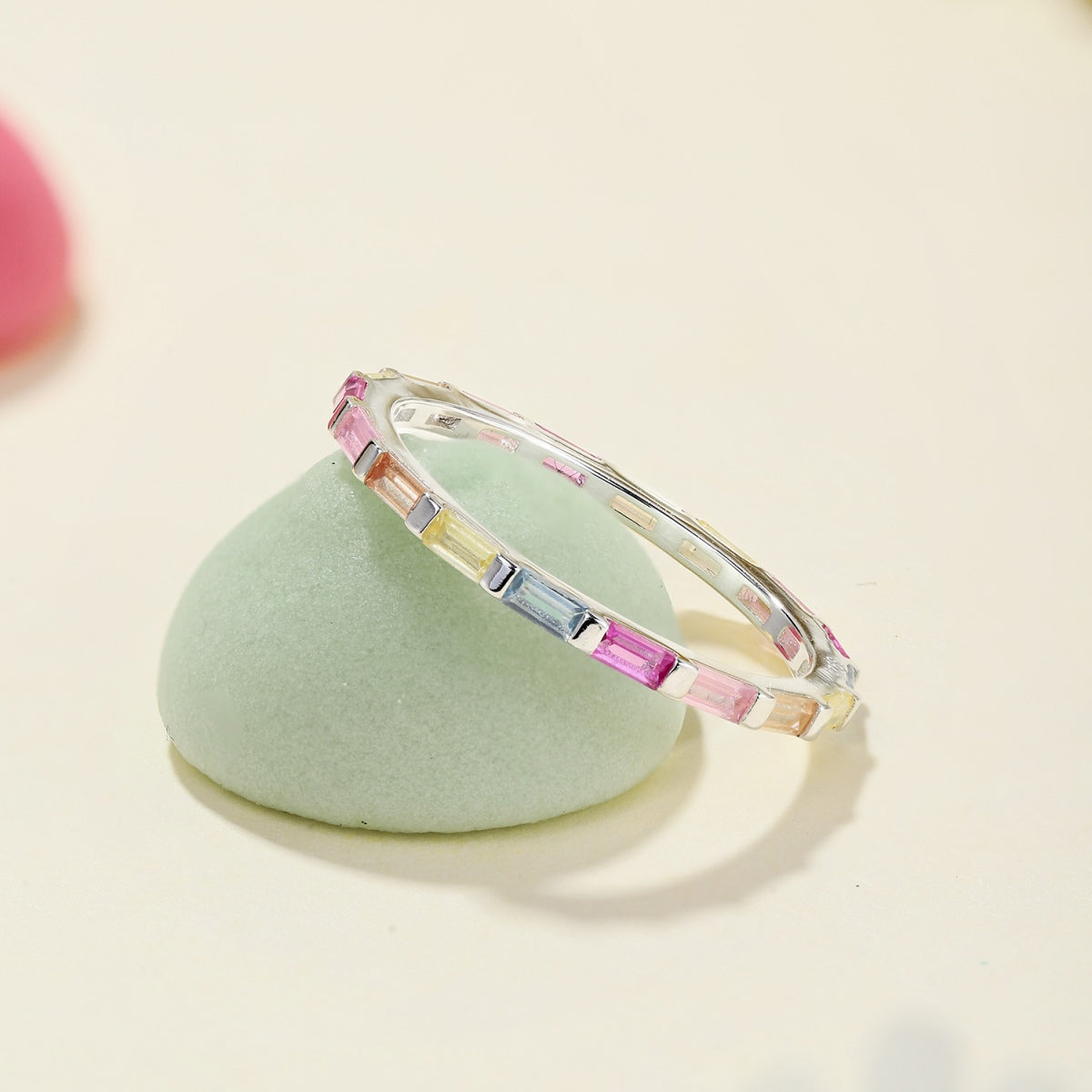 [Solara Jewelry ]Exquisiter, mehrfarbiger Ring im Smaragdschliff für den Alltag