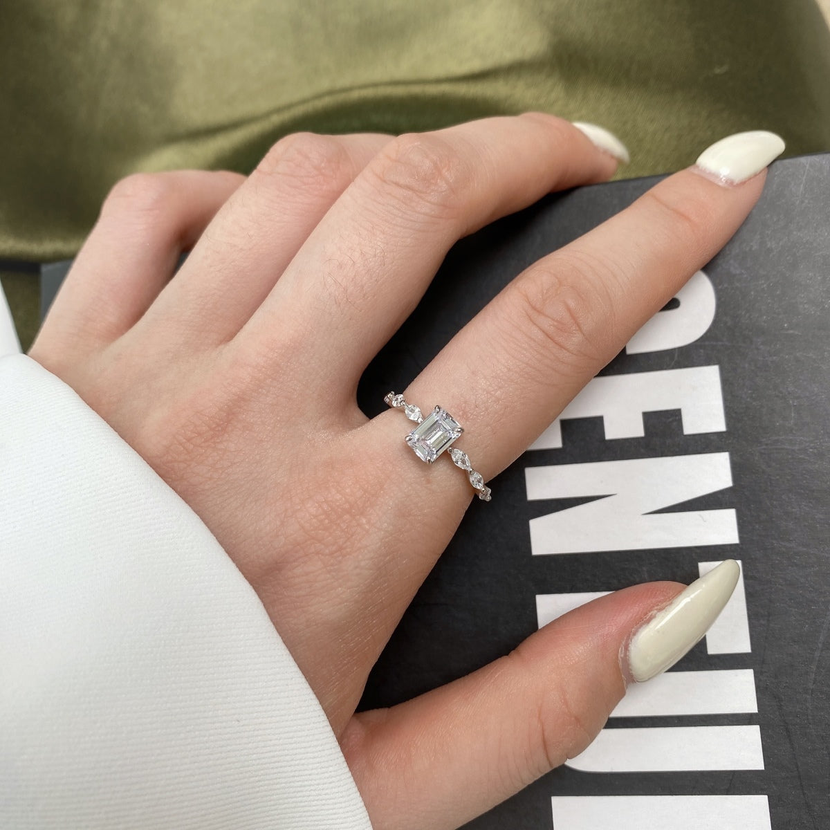 Solara Jewelry 〕1.0カラット　可憐な輝き　ラディアントカット　デイリーリング