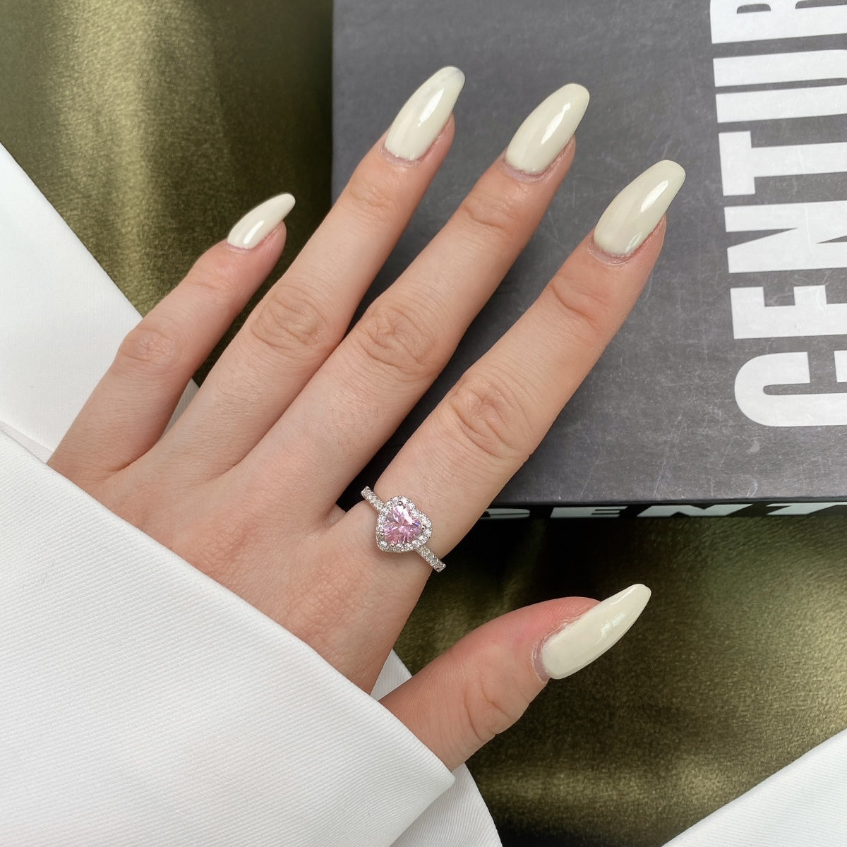 [Solara Jewelry ]エタニティ スプラッシュ ロマンティック ハートシェイプ ラバーリング