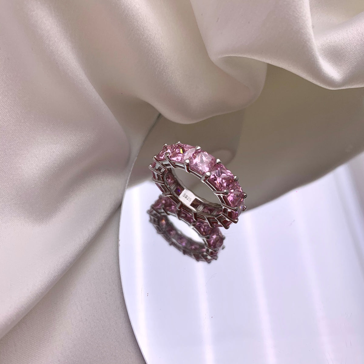 [Solara Jewelry ]Eleganter Prinzessschliff-Tennisring