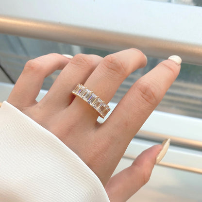 [Solara Jewelry ]0.75カラット エレガント エメラルドカット テニスリング