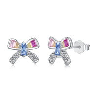 [Solara Jewelry ]Ornate Butterfly Shape Daily Earrings