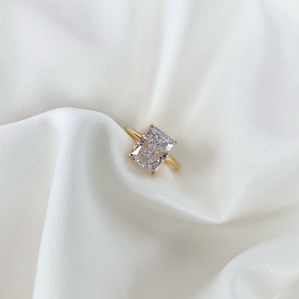 [Solara Jewelry ]4,0 Karat aufwendiger, bezaubernder Radiand-Schliff Banquet Ring