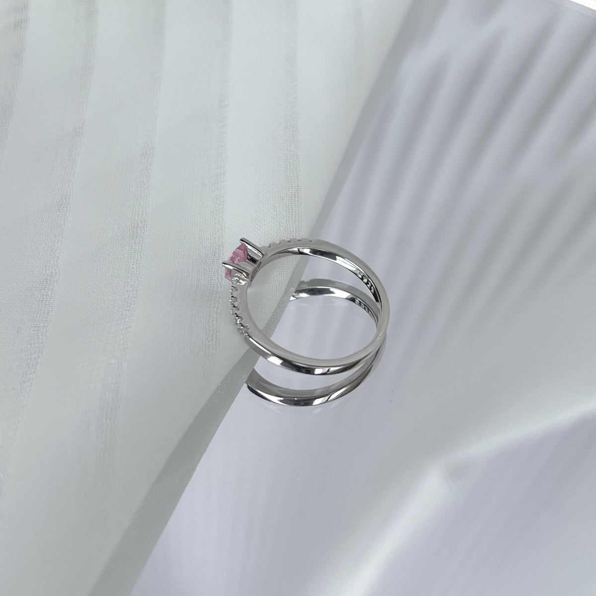 [Solara Jewelry ]0.5カラット エタニティ チャーミングハート型ラバーリング