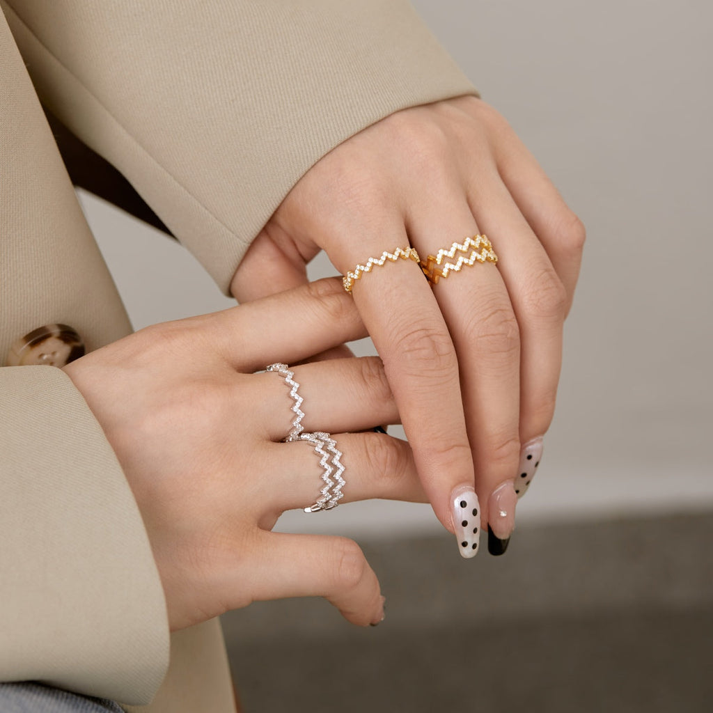 [Solara Jewelry ]Zarter, bezaubernder Wellenring für jeden Tag