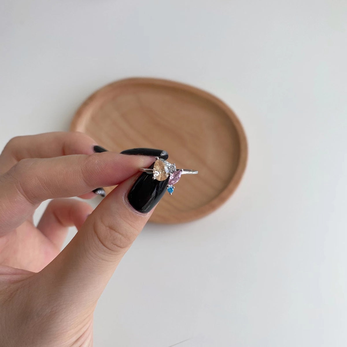 [Solara Schmuck] Strahlender bunter Multi-Schliff Alltagsring