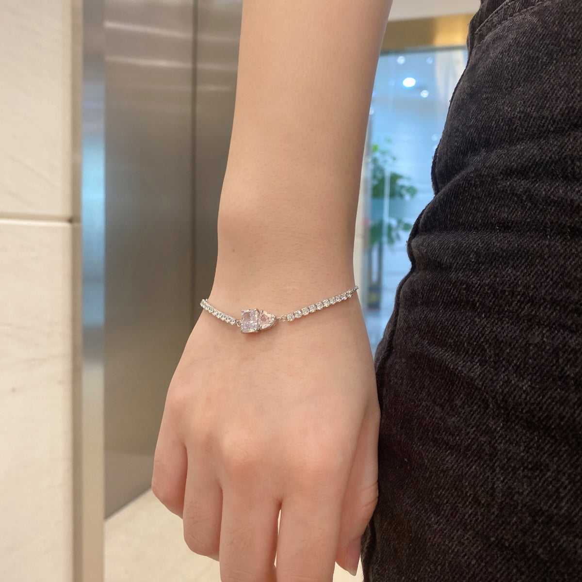 [Solara Jewelry ]Dazzling Unique Multi Shape Lover Bracelet