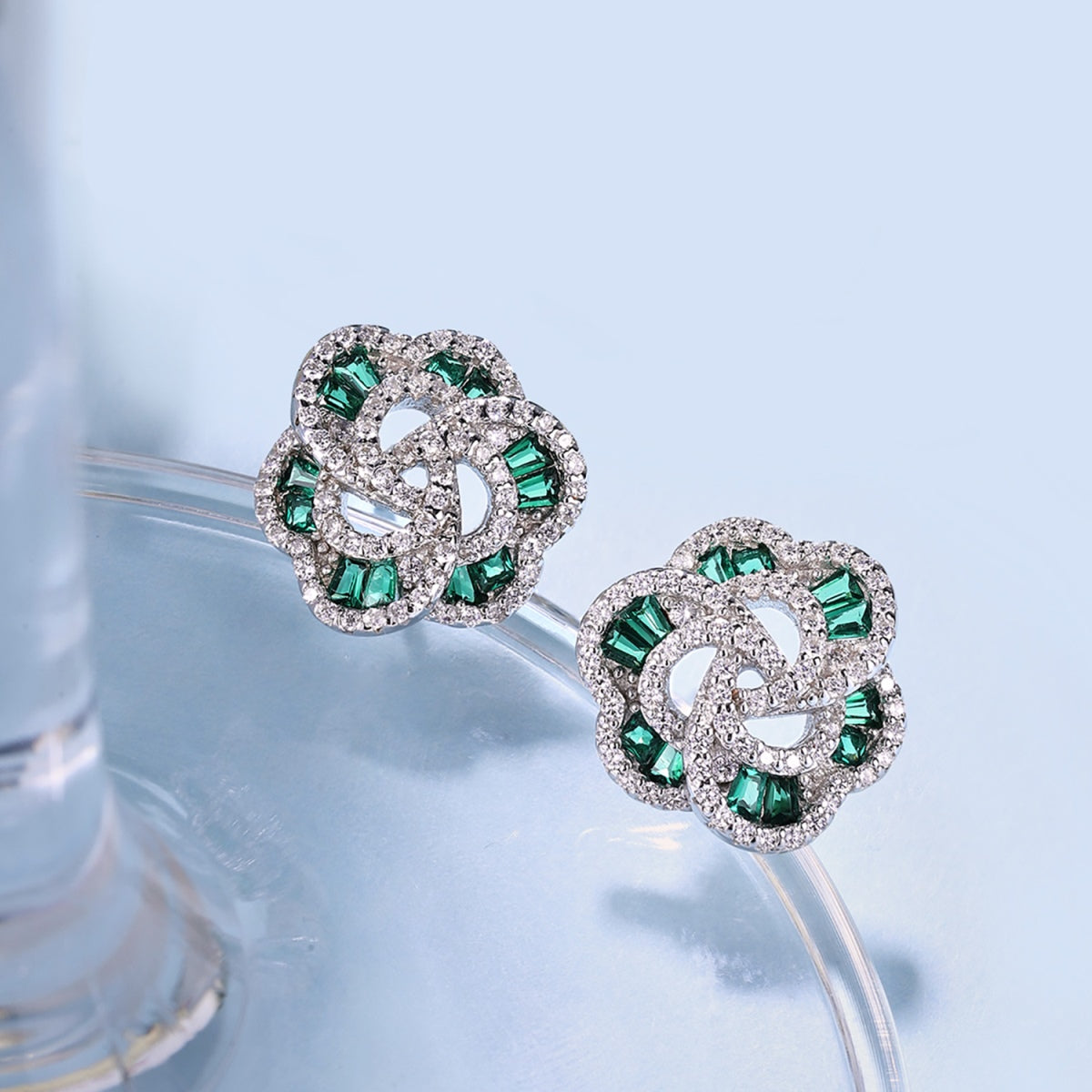 [Solara Jewelry ]可憐な花型デイリーイヤリング