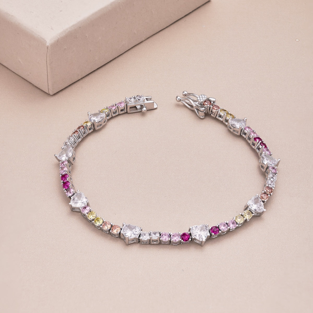 [Solara Schmuck ]Romantisches Herzform-Armband für Liebende mit Rundschliff