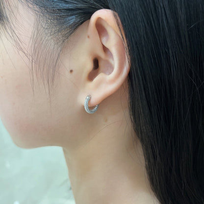 [Solara Jewelry] デリケートで多用途なデイリーイヤリング