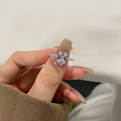 [Solara Jewelry ]2,0 Karat funkelnder, kunstvoller Partyring mit Radiant-Schliff