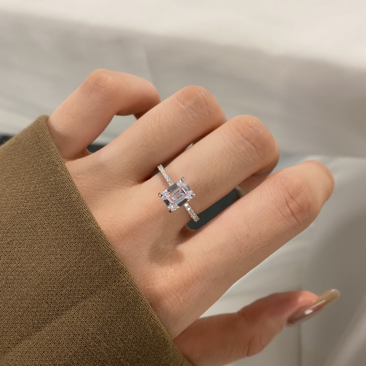 [Solara Jewelry ]2.0 Carat Scintillating Ornate Radiant Cut Party Ring